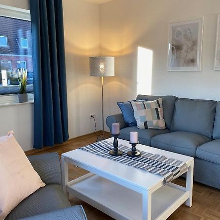 Haus Pirola Esens Apartment ภายนอก รูปภาพ