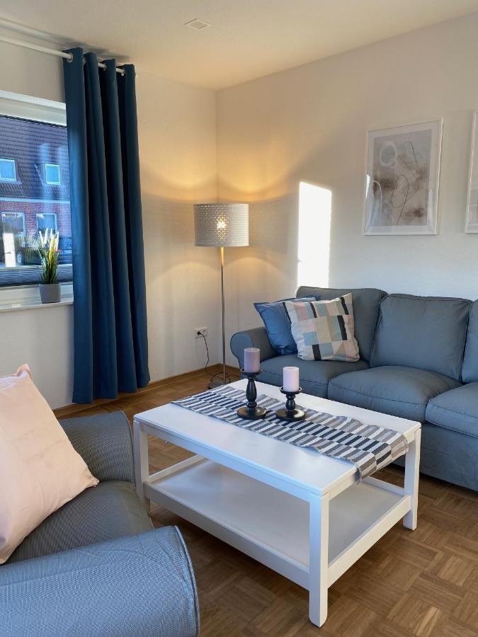 Haus Pirola Esens Apartment ภายนอก รูปภาพ