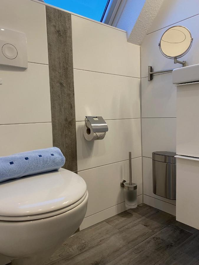 Haus Pirola Esens Apartment ภายนอก รูปภาพ