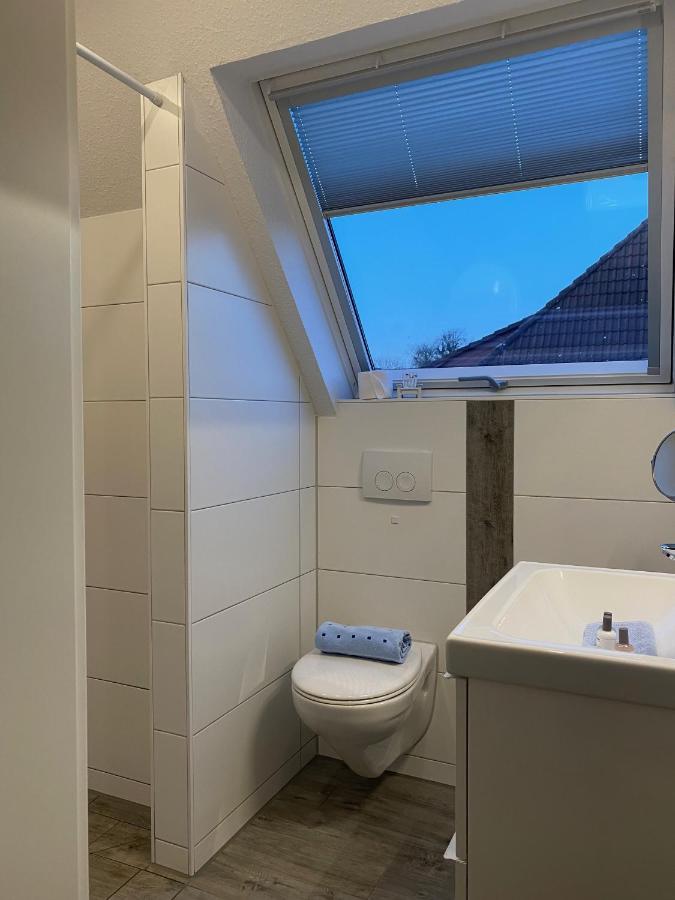 Haus Pirola Esens Apartment ภายนอก รูปภาพ