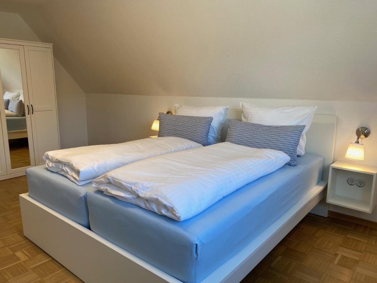 Haus Pirola Esens Apartment ภายนอก รูปภาพ